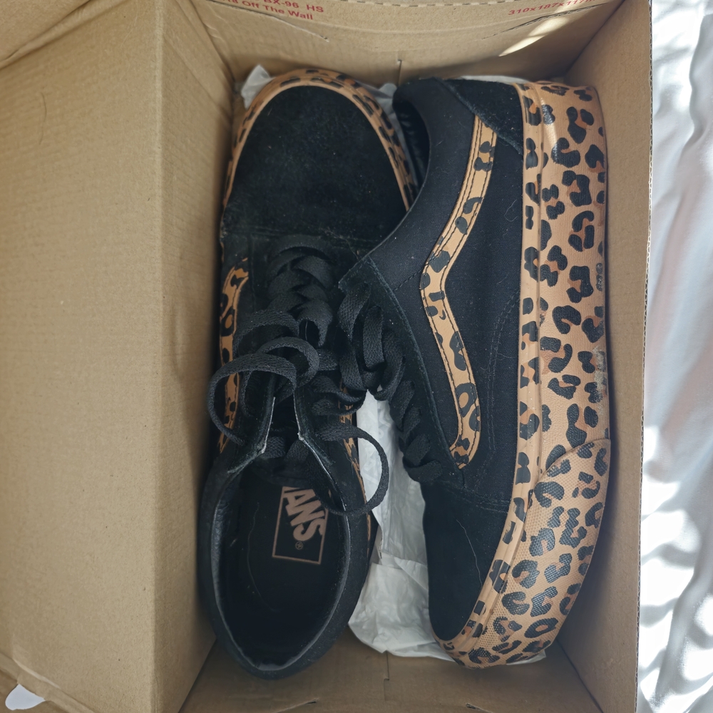Vans Women's Black and Leopard Sneakers